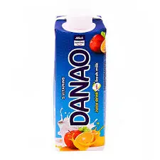 عصير مشكل بالحليب داناو 180 مل . 